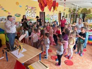 Pan Tomšíček- program o životě včel