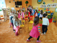 Vnímáme svět všemi smysly a těšíme se na karneval!