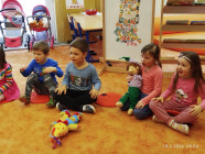 Vnímáme svět všemi smysly a těšíme se na karneval!