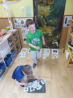 Jen si, děti, všimněte