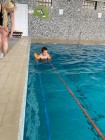 První plavecká lekce